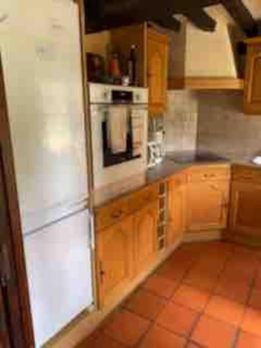 Chaumiere Familiale Weekend & Vacances Paisible Saint-Philbert-sur-Risle Екстериор снимка